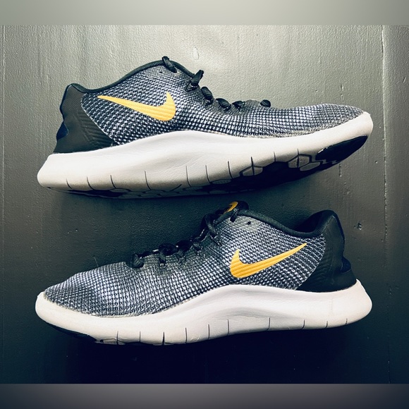 Nike Women's Flex Rn 2018 Low-Top Sneakers Women’s Size 7.5 AA7408-008 Running - Picture 6 of 9